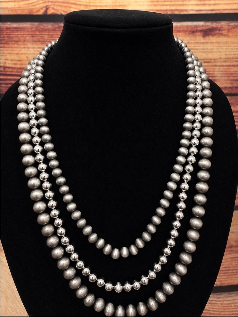ISAC Handmade Navajo-Style 3-Strand Western Silver Bead Necklace 24"-29" NWT - Picture 1 of 5